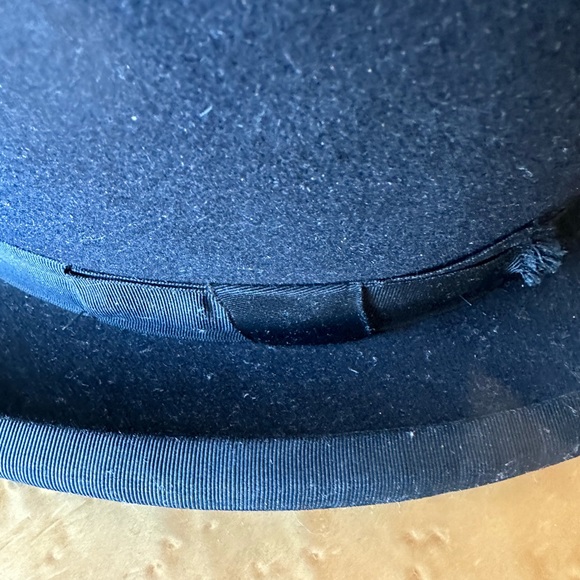 Vintage Mallory Bowler hat from the 1930’s size 7 - Picture 6 of 6